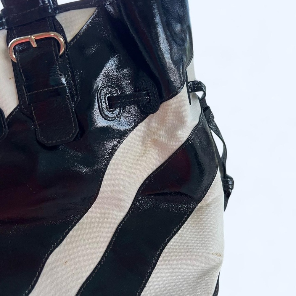 Dooney & Bourkr Large - Picture 5 of 15